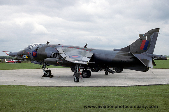 RAF 233 OCU HS Harrier GR.3 XV741/I (1988)