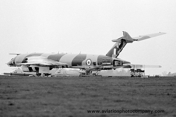 RAF Handley Page Victor K.1A XH616 at RAF Manston (1976)