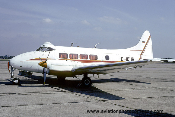 Hans Hammer De Havilland Dove D-IKUR (1983)