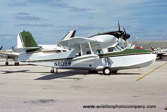McKinnon Super Widgeon N808W (1977)