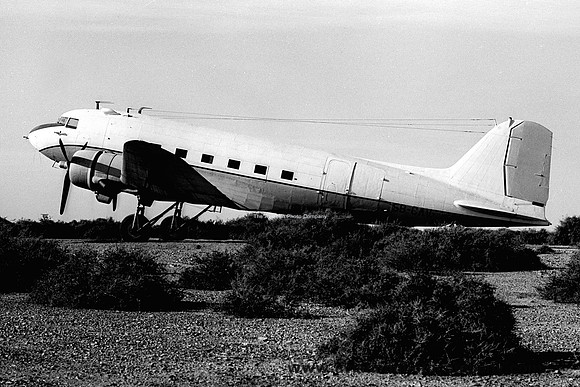 Douglas C-47-DL 5B-CAV (1974)