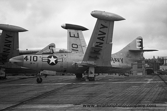 US Navy Grumman F9F-5 Panther 125620/E410 on USS Antietam (1953)
