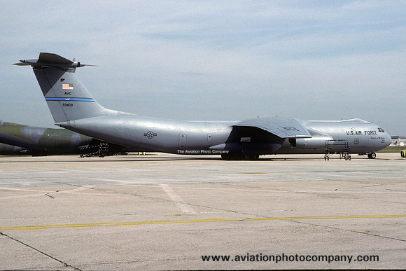 USAF 438 AW Lockheed C-141B Starlifter 65-9409 (1992)