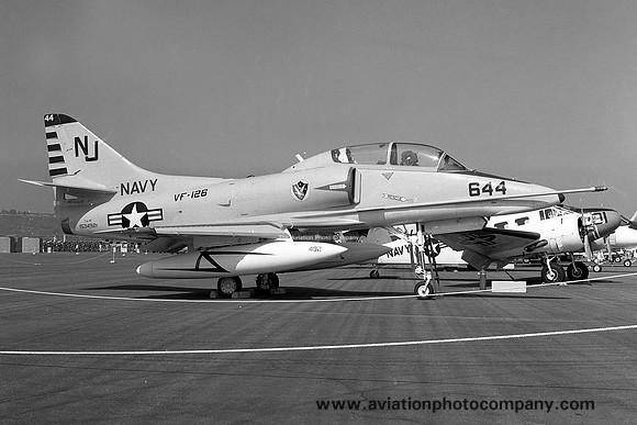 US Navy VF-126 Douglas TA-4F Skyhawk 153492/NJ-644 (1967)