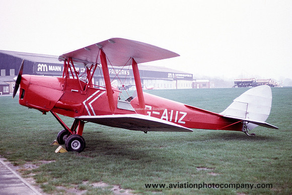 De Havilland Tiger Moth G-AIIZ (1975)