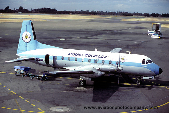 Mount Cook Line Hawker Siddeley HS.748 ZK-CWJ (1982)