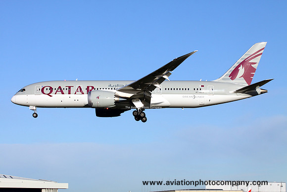 Qatar Airways Boeing 787-8 A7-BCD at London Heathrow (2013)