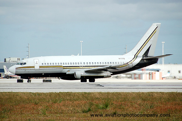 Boeing 737-200 N737Q at Miami IAP (2008)