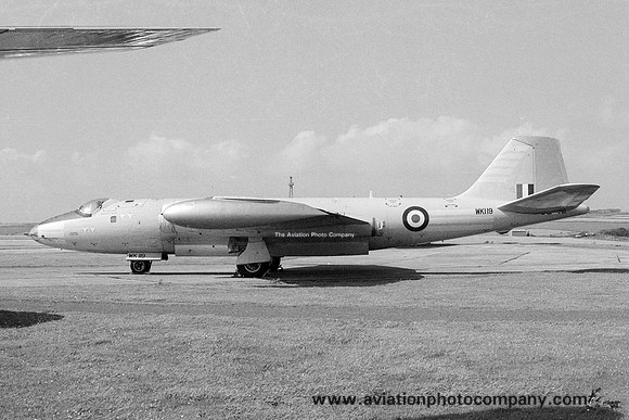 RAF 7 Squadron English Electric Canberra B.2 WK119 (1973)