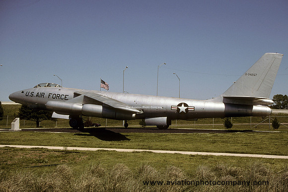 USAF Boeing RB-47H Stratojet 53-4257 displayed at Tinker AFB (2001)