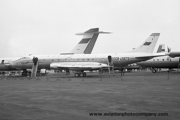 Aeroflot Tupolev Tu-104 CCCP-45072 (1965)