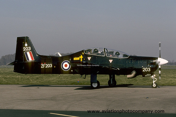 RAF 1 FTS Short Tucano T.1 ZF203 (2000)