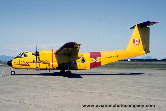 Canadian Armed Forces 442 Squadron DHC-5A (CC-115) Buffalo 115454 (1987)