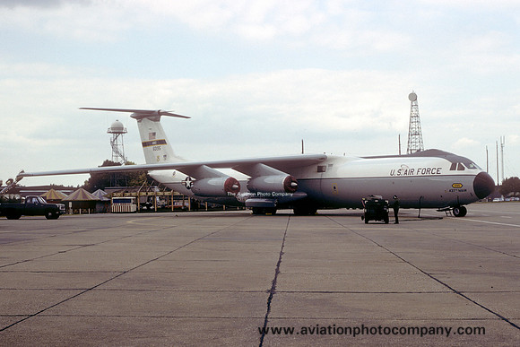 USAF 437 MAW Lockheed C-141B Starlifter 66-0195 (1980)