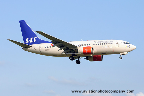 SAS Boeing 737-700 SE-RER at Manchester (2013)
