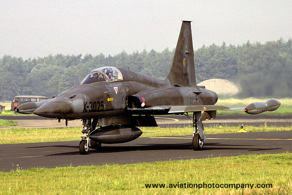 Dutch Air Force 315 Squadron Canadair NF-5A Freedom Fighter K-3025 (1982)