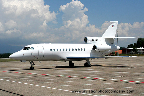 Advanced Aviation Services Ltd/Cat Aviation AG Dassault Falcon 900EX HB-IGY at Geneva (2008)