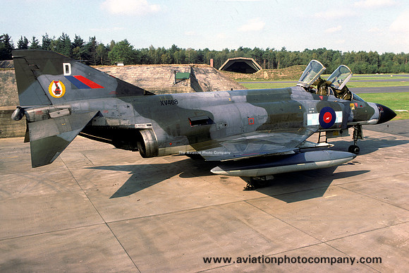 RAF 19 Squadron McDonnell F-4M Phantom FGR.2 XV468/D (1977)