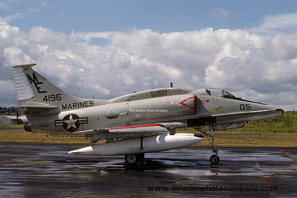 US Marines Almeda Douglas A-4F Skyhawk 154196/ME-05 (1978)