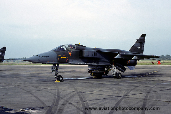 French Air Force EC7/2 Sepecat Jaguar A A56/7-HI (1982)