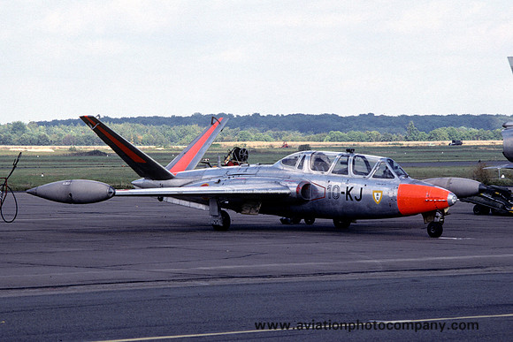 French Air Force SLVSV10 Fouga CM.170 Magister 34/10-KJ (1976)