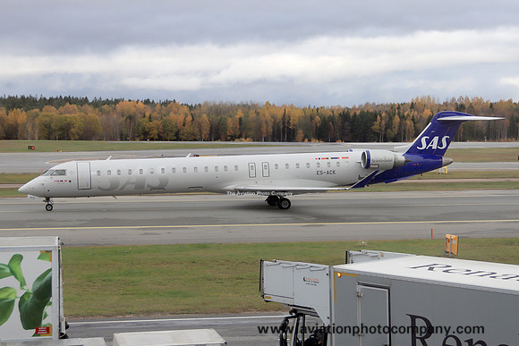 SAS/X Fly Canadair CRJ-900 ES-ACK (2022)