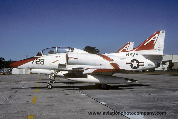 US Navy VT-7 Douglas TA-4J Skyhawk 159798/A-728 (1992)