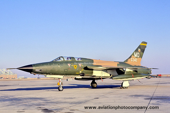 USAF 23 TFW 561 TFS Republic F-105G Thunderchief 63-8342/MD (1971)