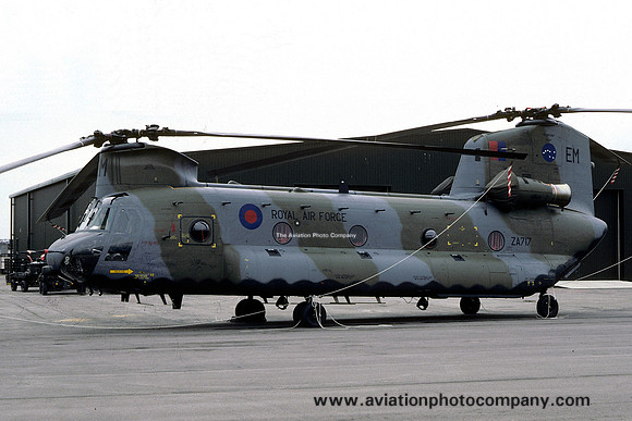 RAF 7 Squadron Vertol Chinook HC.1 ZA717/EM (1987)