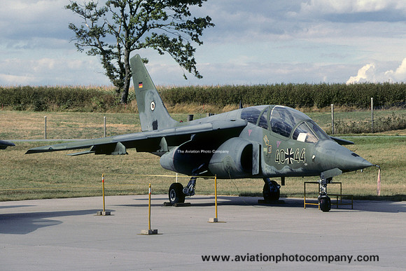 German Air Force Dassault/Dornier Alpha Jet 40+44 at Eggebek (2003)