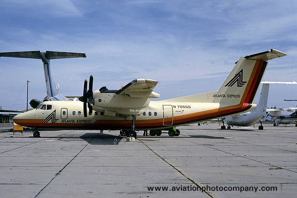 Atlanta Express DHC-7-100 N705GG (1982)