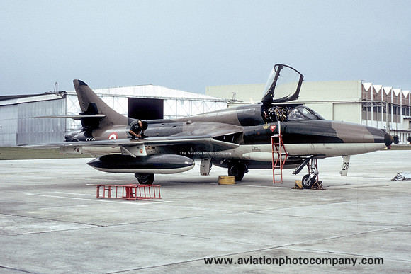 Singapore Air Force Hawker Hunter T.74 528 (1973)