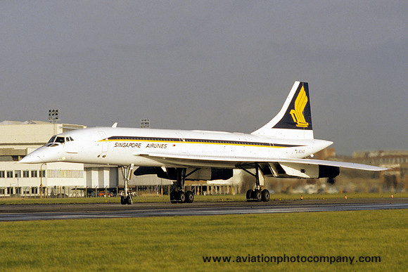 Singapore Airlines BAC Concorde B-BOAD at London Heathrow