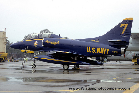 US Navy Blue Angels Douglas TA-4J Skyhawk 158722/7 (1974)