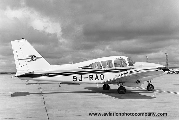 Casair Piper PA-23-250 Aztec C 9J-RAO (1971)