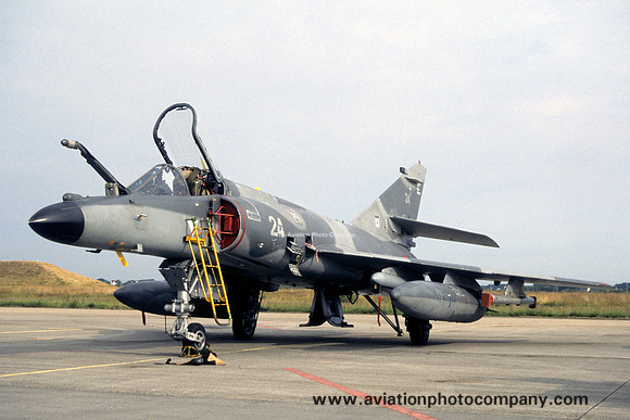 French Navy 17F Dassault Super Etendard 24 (2003)