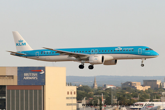 KLM Cityhopper Embraer E195-E2 PH-NXA at London Heathrow (2022)