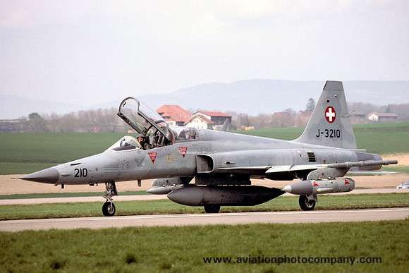 Swiss Air Force Northrop F-5F Tiger J-3210 (2004)