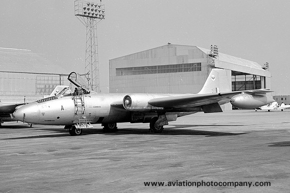 RAF 39 Squadron English Electric Canberra PR.9 XH134/A at RAF Luqa