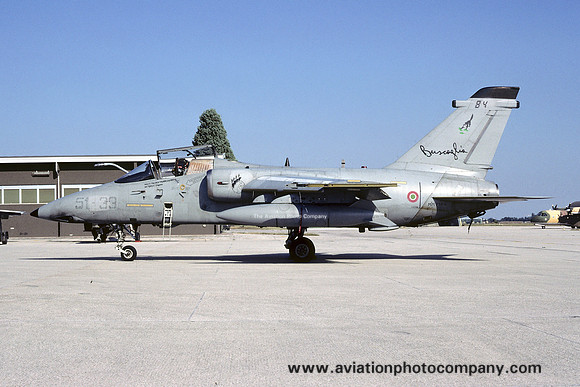Italian Air Force 51 Stormo Aeritalia AMX MM7184/51-33 (1999)