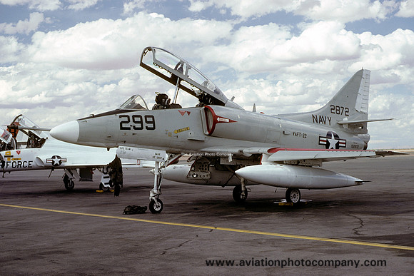 US Navy VAFT-22 Douglas TA-4J Skyhawk 152872/299 (1980)