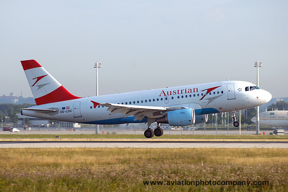Austrian Airlines Airbus A319-112 OE-LDC (2008)