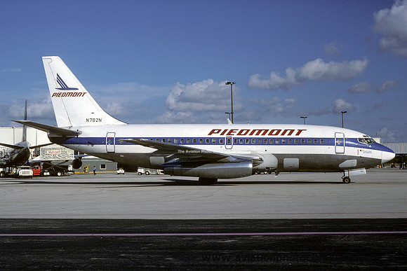 Piedmont Boeing 737 N782N (1989)