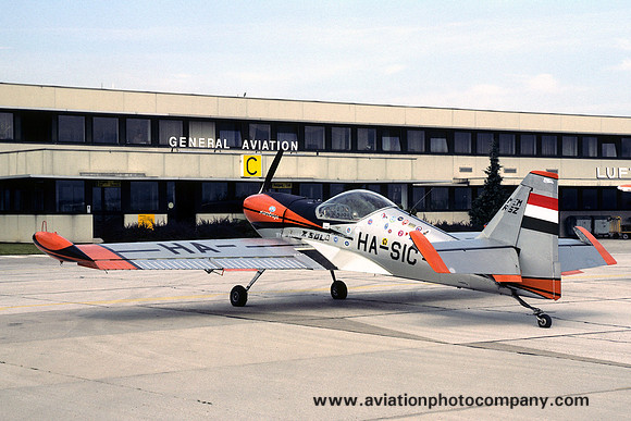 Zlin Z.50LN HA-SIC (1984)
