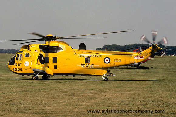 RAF 202 Squadron Westland Sea King HAR.3 ZE368 (1990)