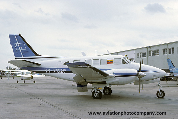 Beech 80 Queen Air YV-762P (1977)