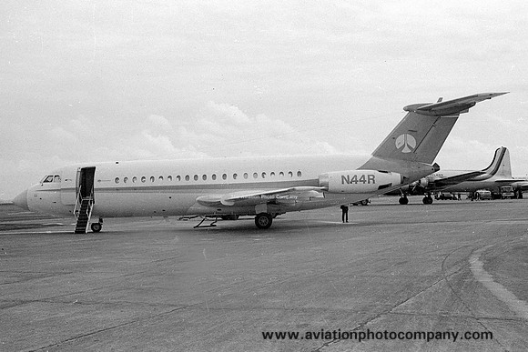 BAC-111 N44R (1976)