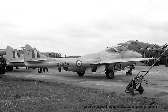 RAF 19 Squadron De Havilland Vampire T.11 XE934/T (1957)