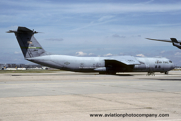 USAF 62/446 AW Lockheed C-141B Starlifter 64-0633 at Rhein Main AB (2000)
