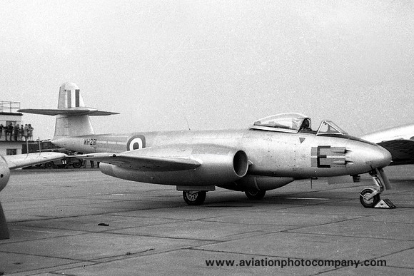 RAF College of Air Warfare Gloster Meteor F.8 WH291 (1964)